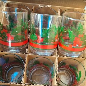 🌿12 Perfect VTG Libbey Holly & Berries Glasses🌿